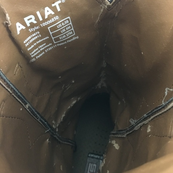 Ariat Women’s Distressed Brown Leather Studded Cowboy Boots Size 6.5 - Picture 8 of 9